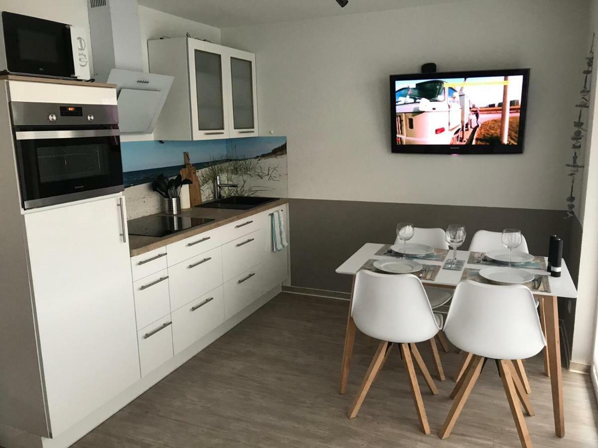 Ferienwohnung Heimathafen Kustenwald Gelbensande Zewnętrze zdjęcie